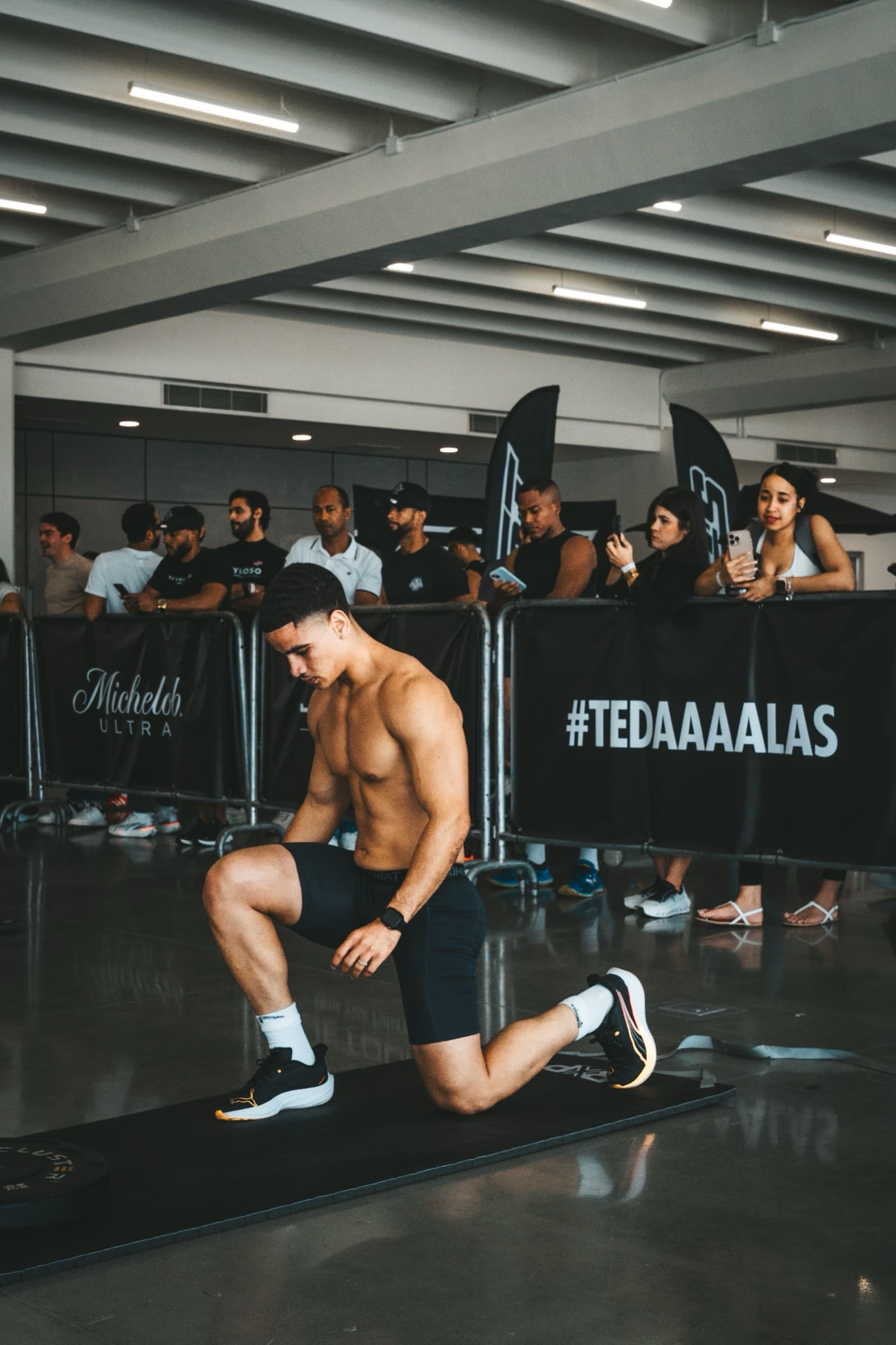 Wilmin entrenando en un evento de fitness en directo